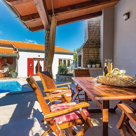 2 Bedroom Stunning In Pavicini * Veliki Vareski