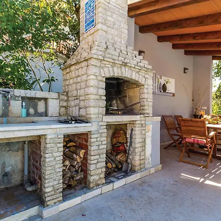 2 Bedroom Stunning In Pavicini * Veliki Vareski